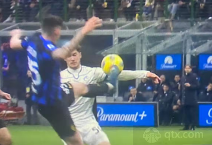 在此背景下 在此背景下